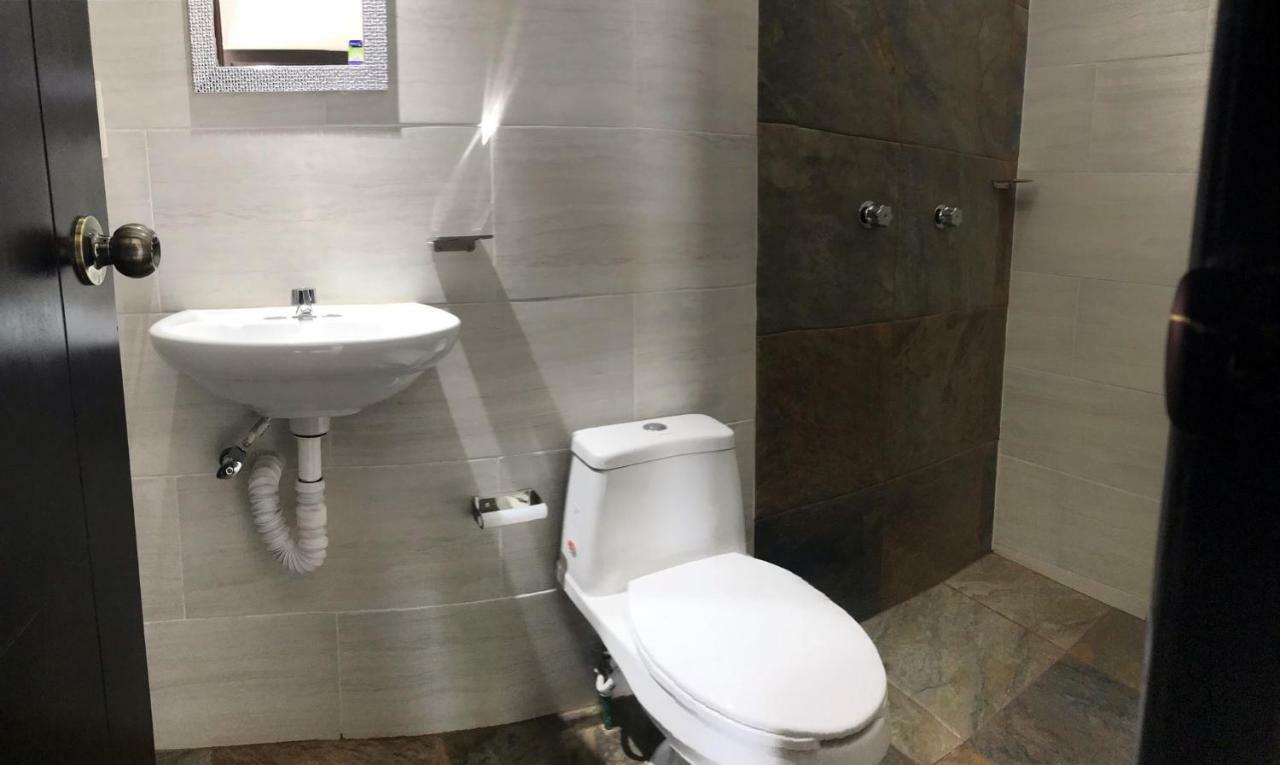 Hotel Los Pinos Centro Tuxtla Gutiérrez Zewnętrze zdjęcie